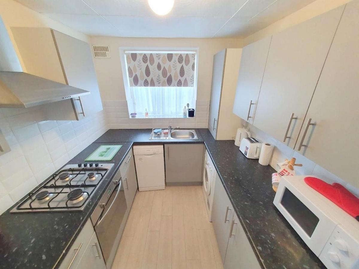 Wentworth Apartment With 2 Bedrooms, Superfast Wi-Fi And Parking Sittingbourne Exteriér fotografie